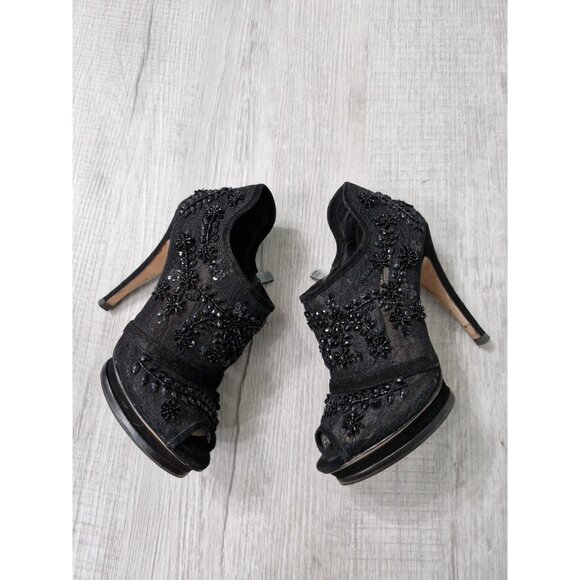 BCBGMAXAZRIA BLACK LACE BEADED LEATHER SOLE SHOES Side Zipper SIZE 6B/36 - Picture 1 of 15
